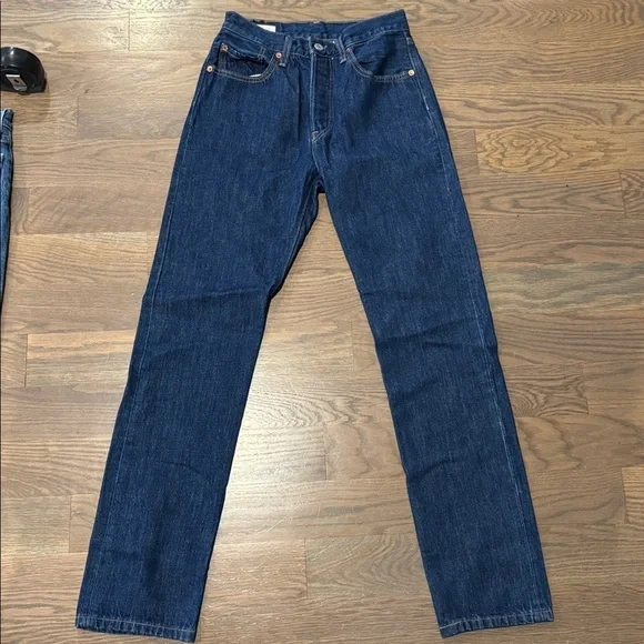 Levi's 501 Men's Straight Jeans in Deep Blue 26x32 y2k trendy 2019 premium - Picture 1 of 10